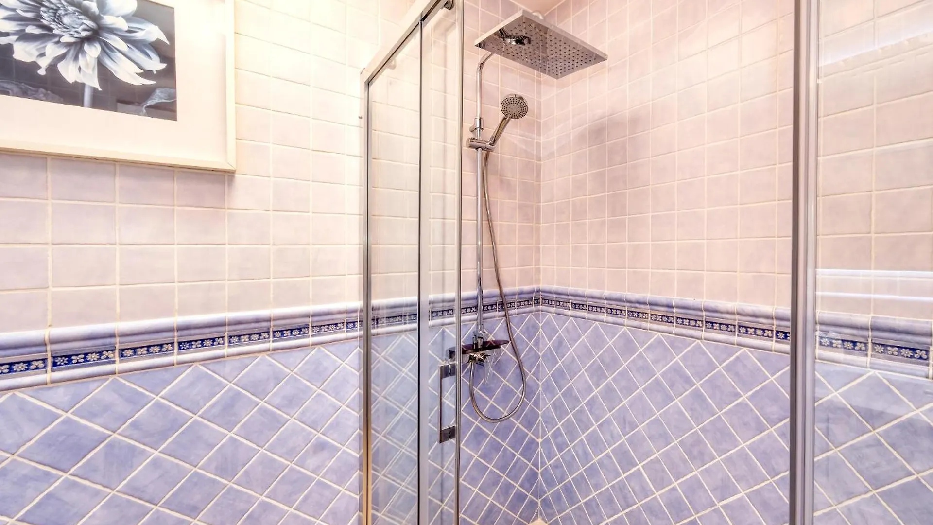 Villa Rosa-Private Pool, Quiet Area Arrecife  Holiday home