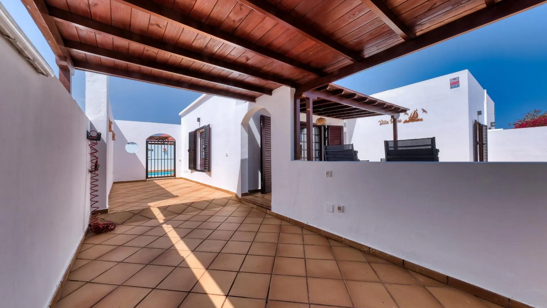 Villa Rosa-Private Pool, Quiet Area Arrecife  Holiday home Arrecife (Lanzarote)